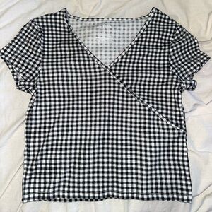 Gingham tshirt